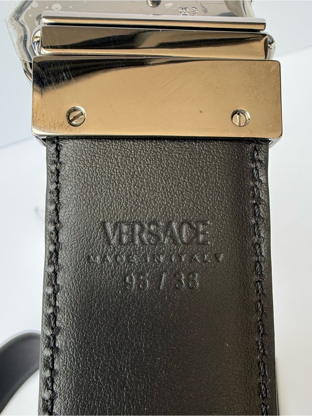NWT Versace Black/Blue Leather Belt with Silver Medusa Head Buckle- 95/38 - Picture 10 of 10